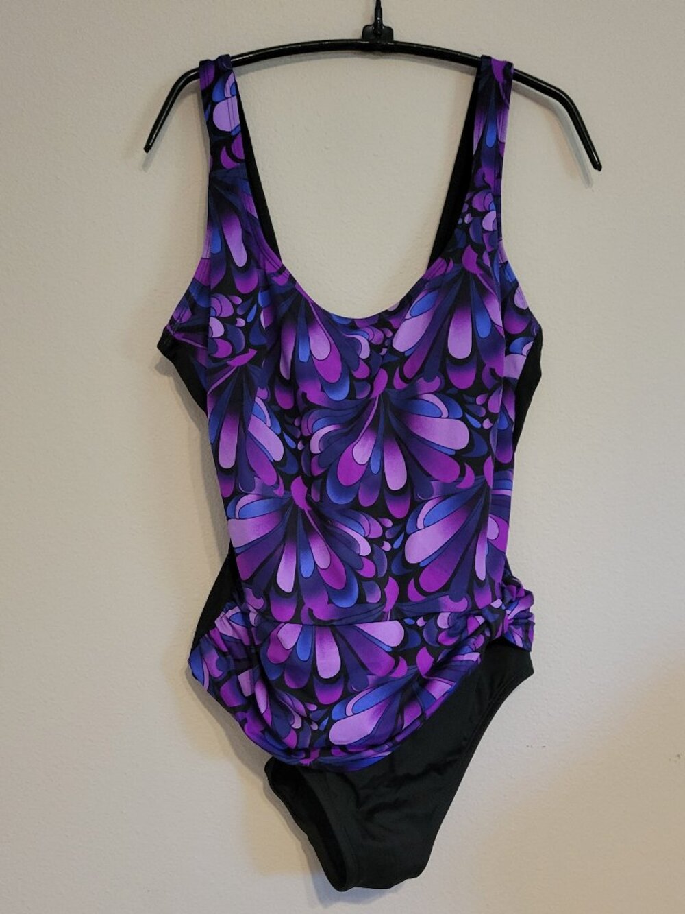 Longitude Robby Len womens purple floral SWIMSUIT sz. 14